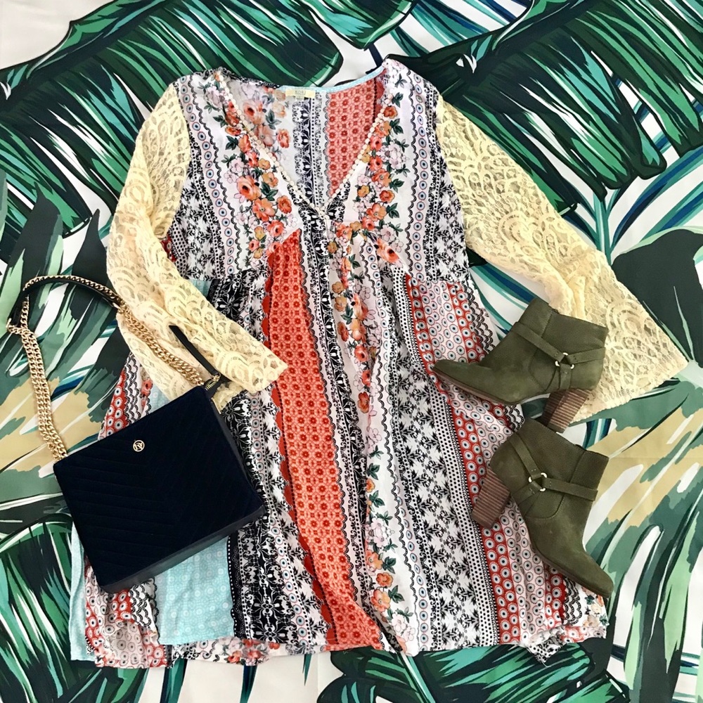 💋Kori flowy bell sleeve dress💋